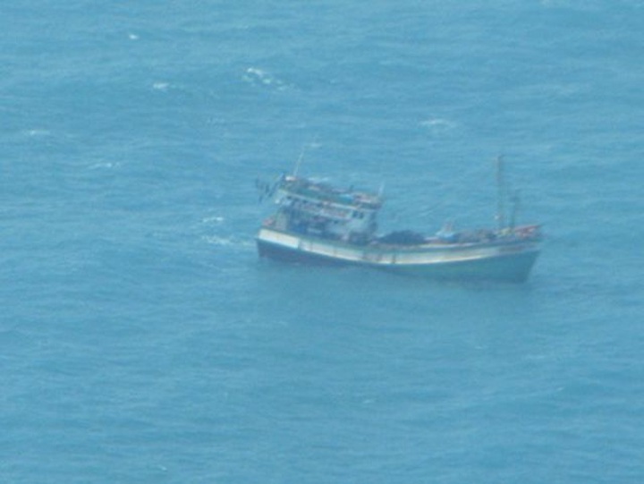 Vietnamese fishing boat sunk by Singaporean ship - 1