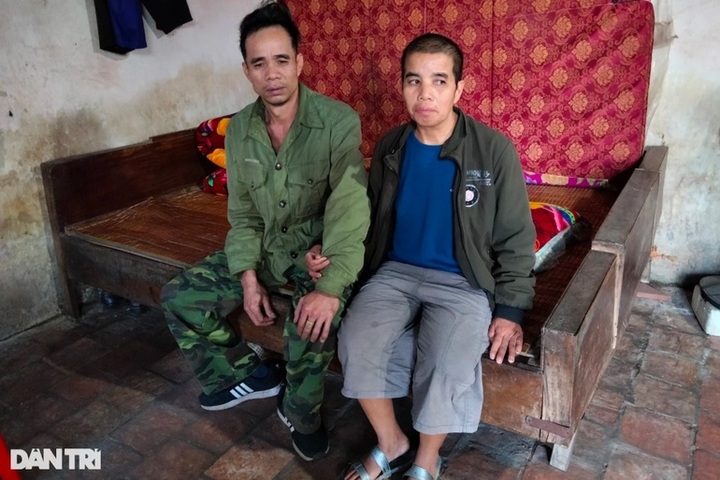 Ailing brother and sister in Bac Giang receive support - 4