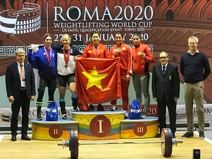 Duyen bags three golds in 2020 Roma Weightlifting World Cup - 1 Duyen bags three golds in 2020 Roma Weightlifting World Cup - 1