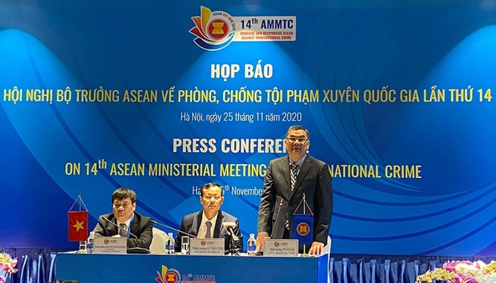 PM Phuc attends 14th ASEAN Ministerial Meeting on Transnational Crime - 1