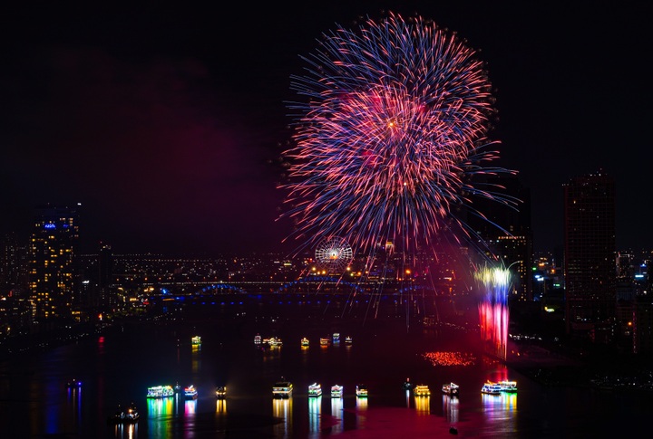 Finland, Vietnam kick off Da Nang firework festival - 8 Finland, Vietnam kick off Da Nang firework festival - 8