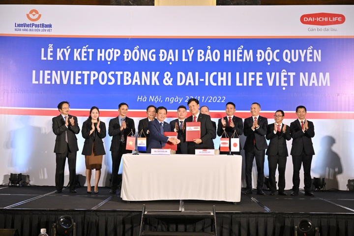 LienVietPostBank and Dai-ichi Life Vietnam sign Exclusive Bancassurance Agreement - 1