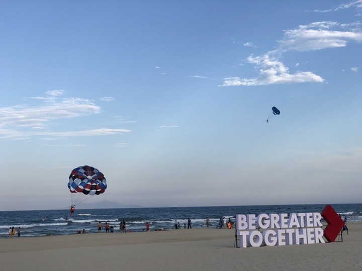 International Hot Air Balloon Festival underway in Danang - 3