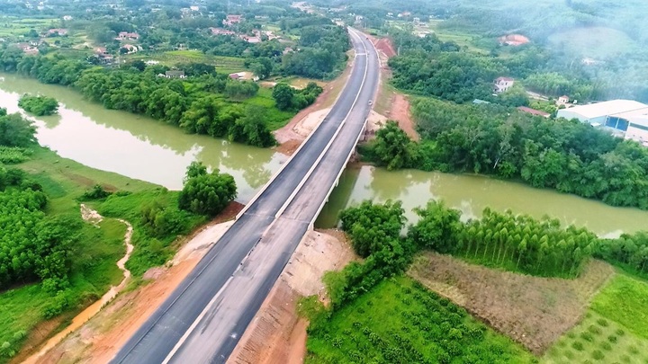 VND12trn highway to be put into operation - 4 VND12trn highway to be put into operation - 4