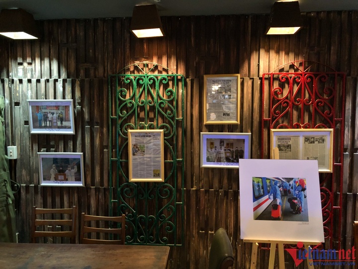 Exhibition looks back at anti-Covid-19 activity in HCM City - 11