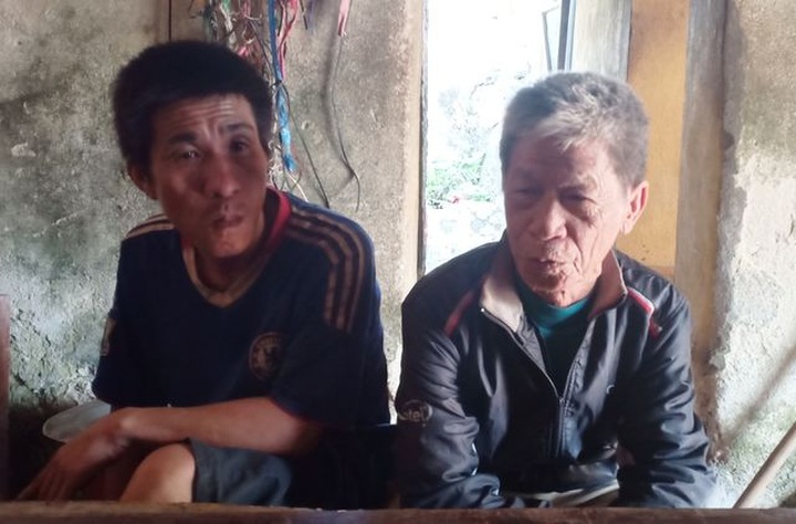 Old father struggles to raise mentally-ill son - 1 Old father struggles to raise mentally-ill son - 1