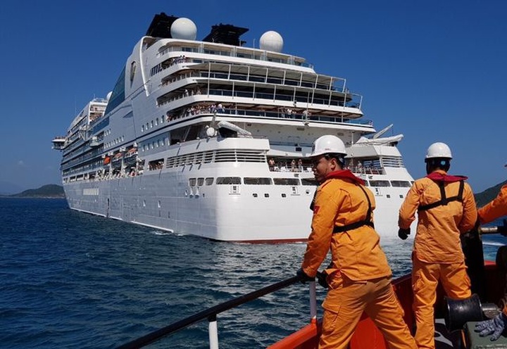 Cruise ship tourist treated in Nha Trang - 1