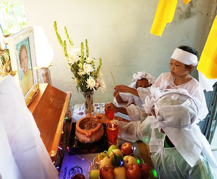 Four orphans in Bac Lieu in desperate need of support - 2