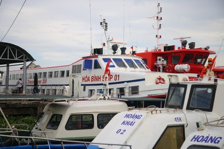 High-speed boat service to southern islands suspended - 1 High-speed boat service to southern islands suspended - 1