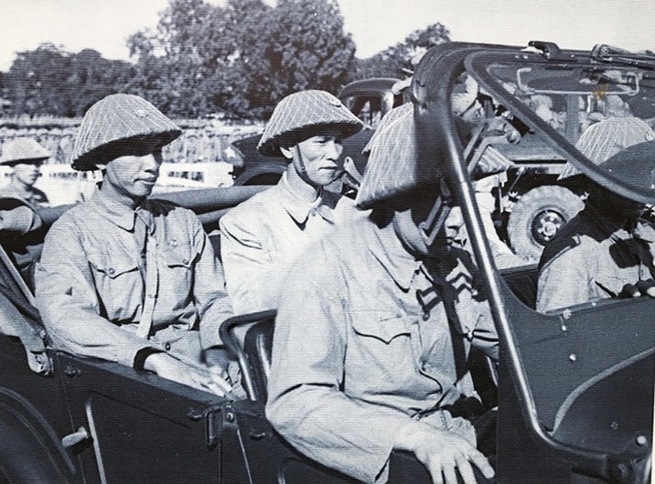 Hanoi historic flag raising ceremony 65 years ago - 2