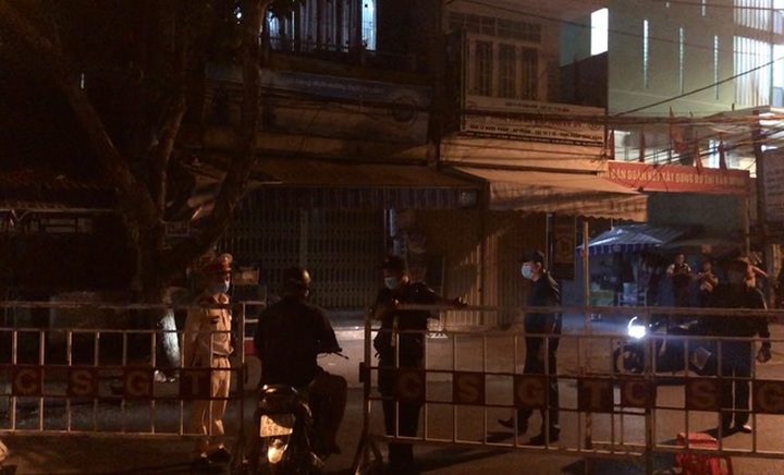 Danang hospitals under lockdown due to Covid-19 - 3 Danang hospitals under lockdown due to Covid-19 - 3