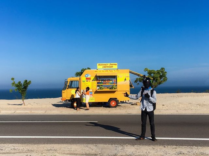 Hanoian releases north-south motorbike tour photo collection - 11