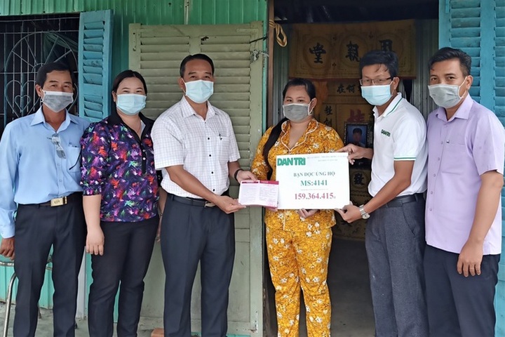 Children receive support from Dantri readers after losing father - 1 Children receive support from Dantri readers after losing father - 1