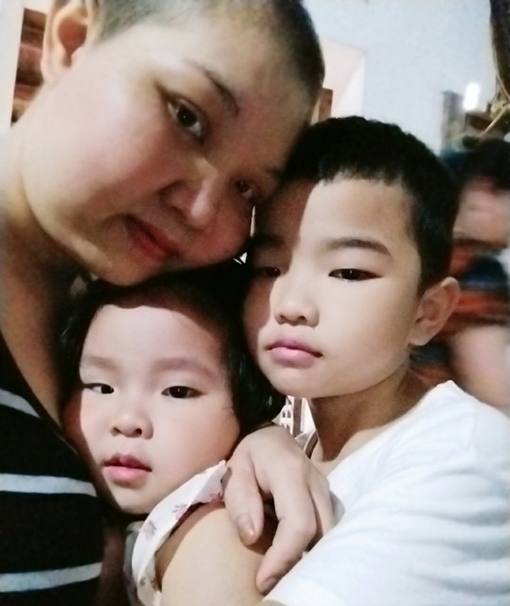 Family with terminally ill members in need of help - 1