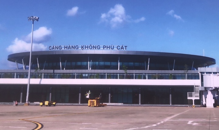 Binh Dinh airport to close for 10 days for military exercises - 1