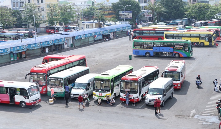 Inter-provincial coaches see few passengers - 1