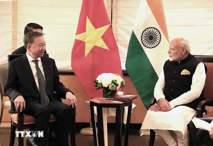 Vietnamese top leader meets Indian PM in New York - 1