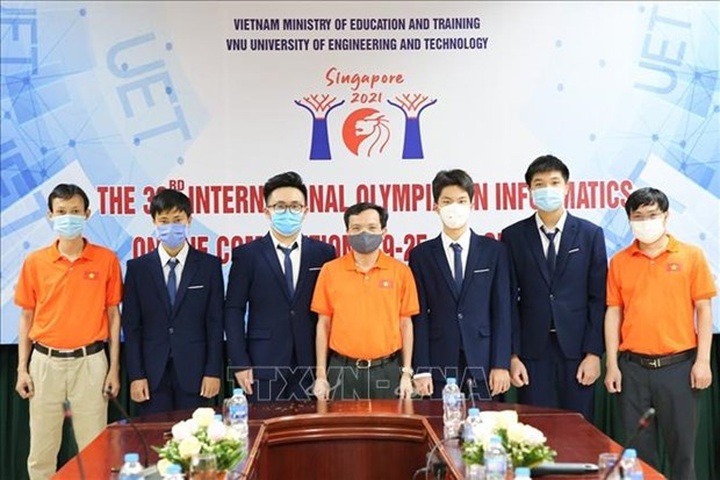 All four Vietnamese students win silver at Int’l informatics Olympiad - 1 All four Vietnamese students win silver at Int’l informatics Olympiad - 1