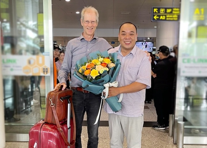 World famous pianist Håkan Rydin arrives in Vietnam for jazz concert - 1