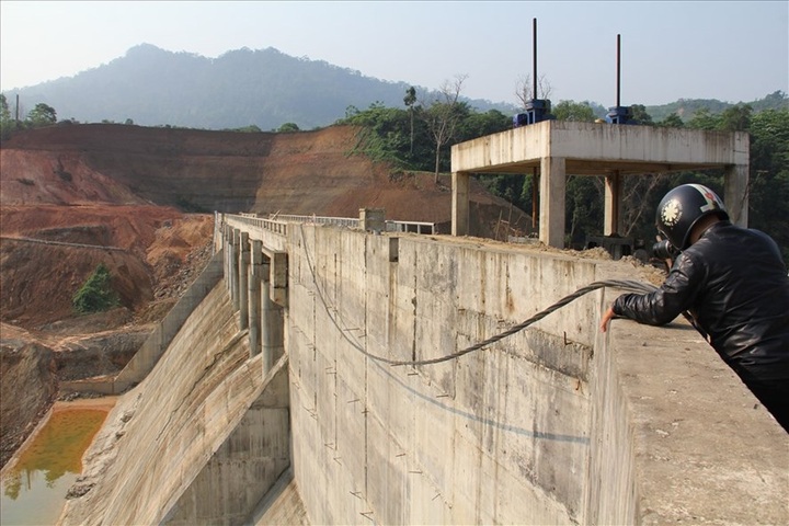 Quang Nam removes six hydropower projects - 1