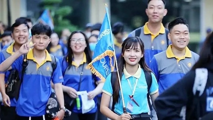 Human resources remain a challenge for tourism sector - 1 Human resources remain a challenge for tourism sector - 1