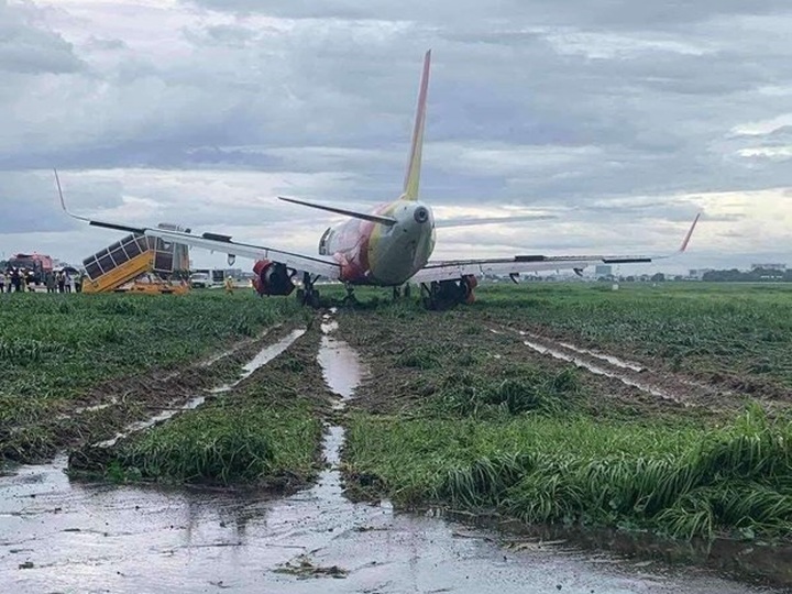 Hundreds of flights affected by incident involving Vietjet Air plane in Tan Son Nhat airport - 1