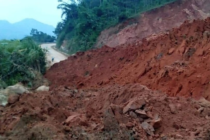 Thanh Hoa plans VND550 billion for residential relocation - 1