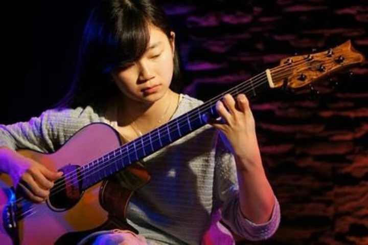 Int’l finger-style guitar festival to take place in Hanoi this weekend - 1