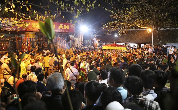 Nam Dinh Province suspends Tran Temple Festival - 1