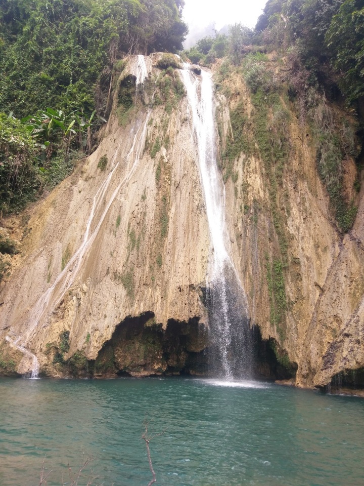 Tuyen Quang's Na Hang Reservoir offers stunning landscapes - 2