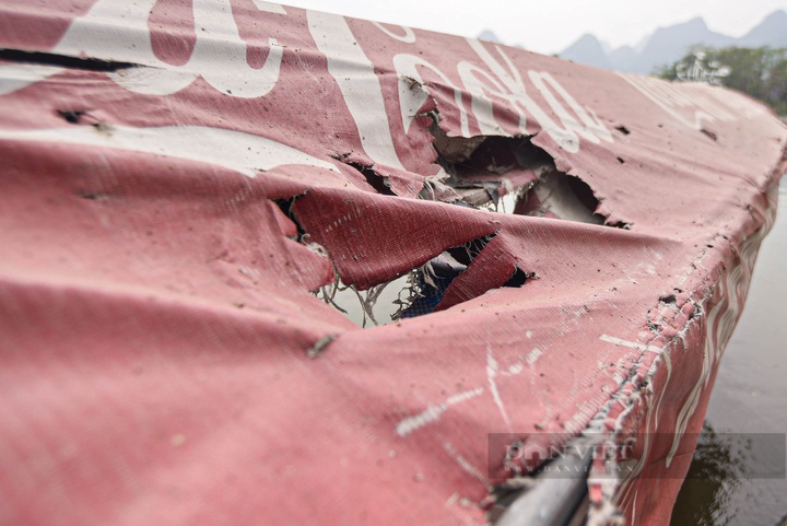 Thousands of boats at Huong Pagoda left idle amid pandemic - 7