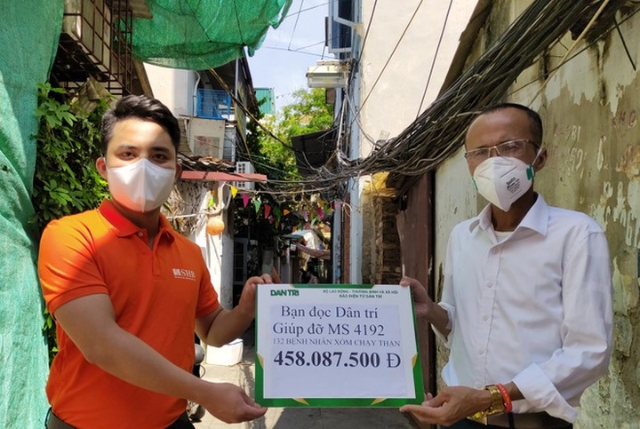 Kidney patients receive help from readers - 1