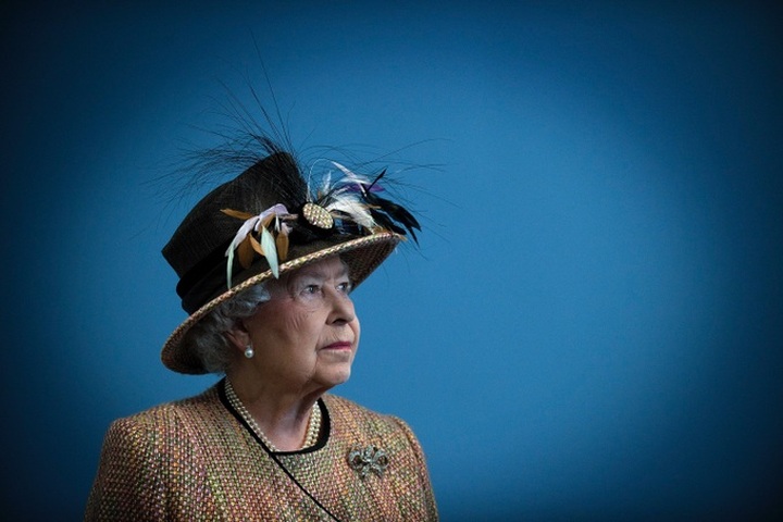 Queen Elizabeth dies at 96, ending an era for Britain - 1