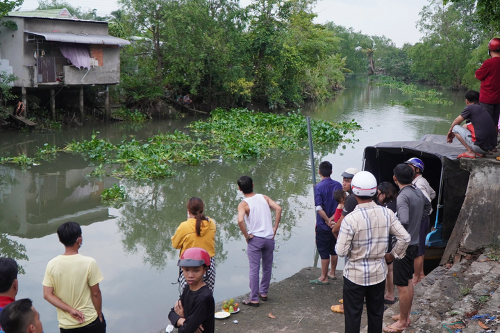 Three sisters drown in Dong Thap River - 1