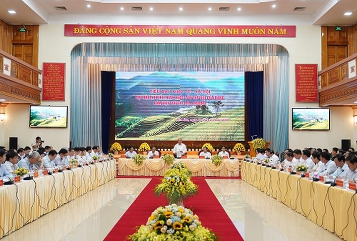 PM attends meeting of Socio-Economic Sub-Committee with nine Northern mountainous provinces - 1 PM attends meeting of Socio-Economic Sub-Committee with nine Northern mountainous provinces - 1