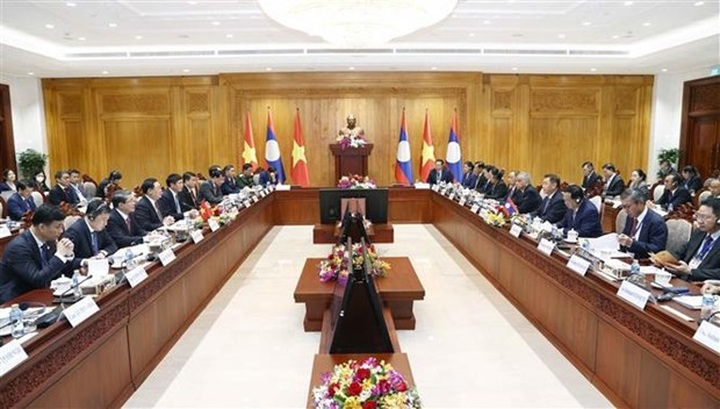 NA leader holds talks with Lao counterpart - 1