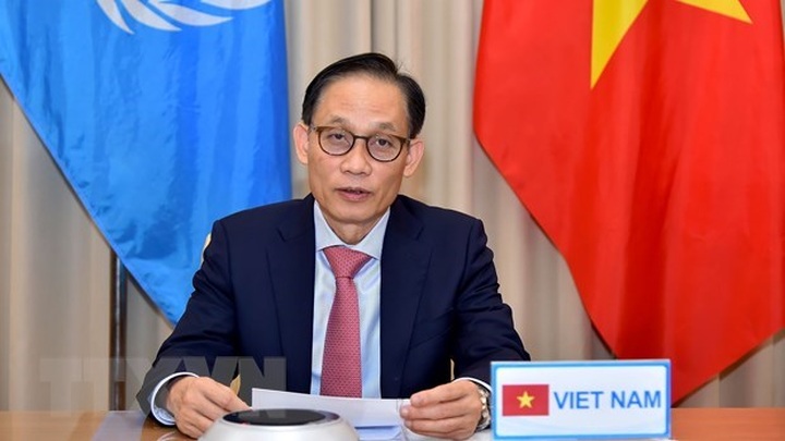 Vietnam stresses need to observe law of the sea at UNSC’s open debate - 1