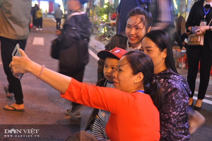 Lang Son opens first pedestrian street - 6