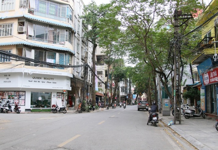 Hanoi streets deserted amid Covid-19 fear - 5