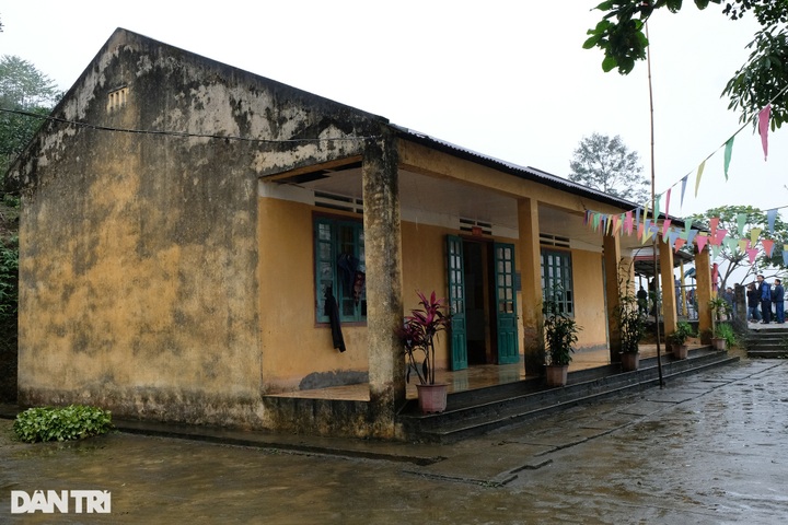 Dantri starts new school project in Lao Cai - 2