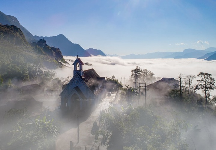 Cloudy Sapa lures photographers - 1 Cloudy Sapa lures photographers - 1