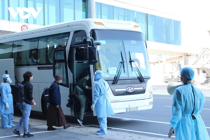 Khanh Hoa to receive nine repatriation flights in April - 1