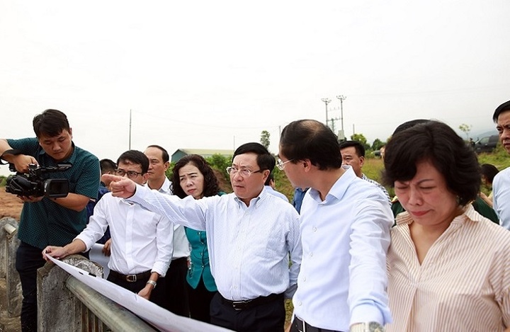 Deputy PM inspects border areas in Lao Cai - 1