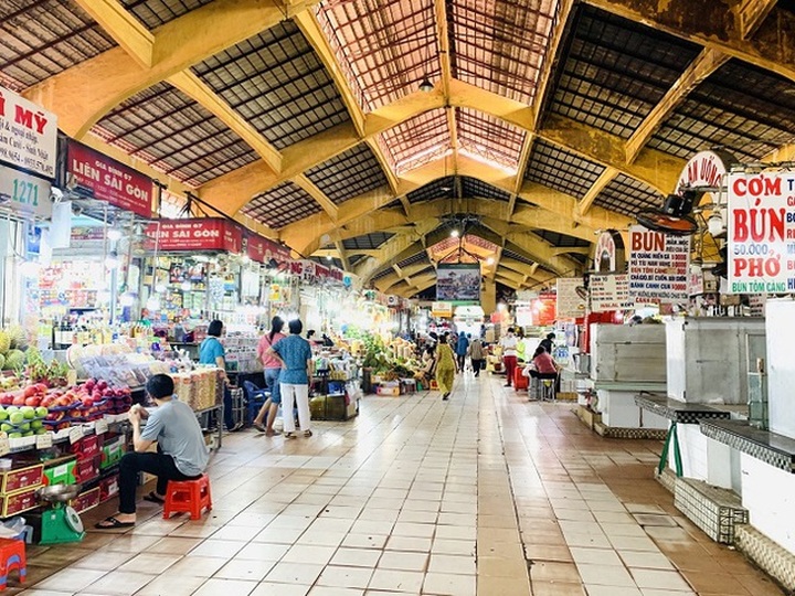 HCM City’s post-Covid-19 shopping tourism revenues remain low - 1