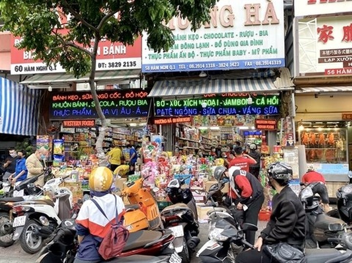 Tet gift hampers become more affordable with local products - 1