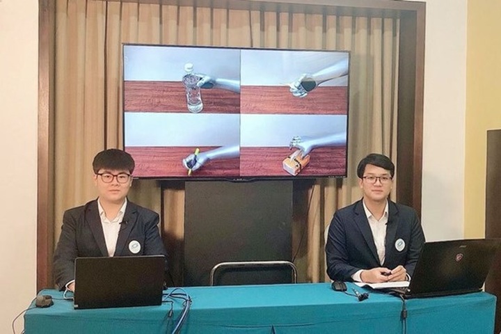 Vietnamese students earn third prize at 2021 Regeneron ISEF - 1 Vietnamese students earn third prize at 2021 Regeneron ISEF - 1