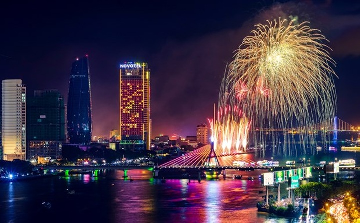 Ticket sale begins for Danang International Fireworks Festival 2023 - 1
