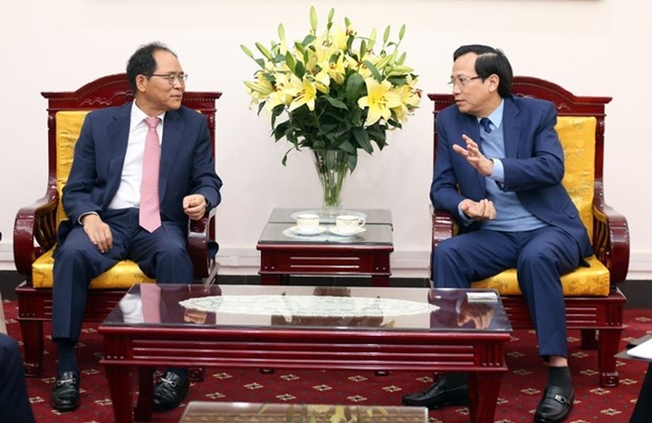 Vietnam, RoK to boost ties in vocational education - 1