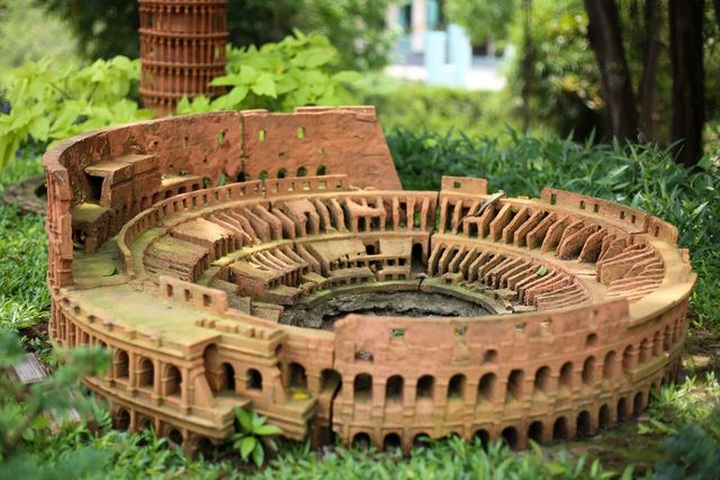 Famous landmarks featured at Hoi An terracotta park - 6