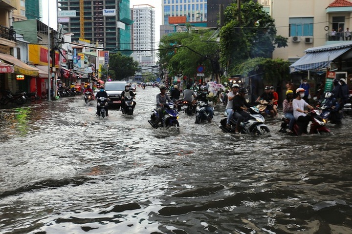 USD1.13 billion poured into HCM City’s anti-flooding projects in four years - 1 USD1.13 billion poured into HCM City’s anti-flooding projects in four years - 1